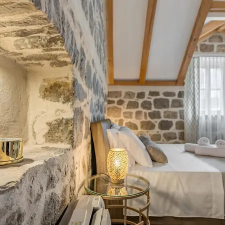 Casa Aurum - Vibes * Split