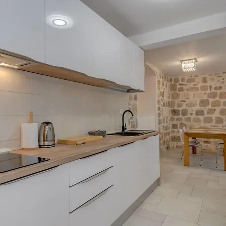 Casa Aurum - Vibes Apartamento Split