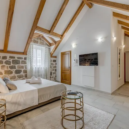 Casa Aurum - Vibes Appartement *
