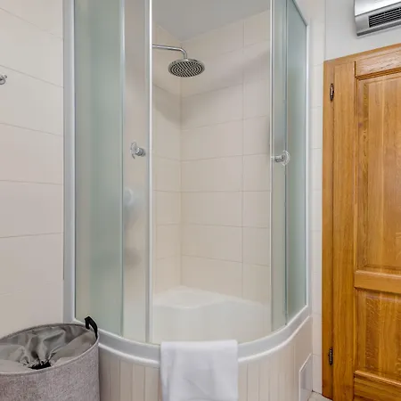 Casa Aurum - Vibes * Split