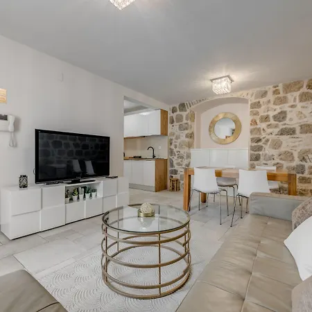 Casa Aurum - Vibes Apartman