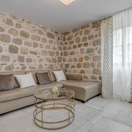 Casa Aurum - Vibes Apartman *